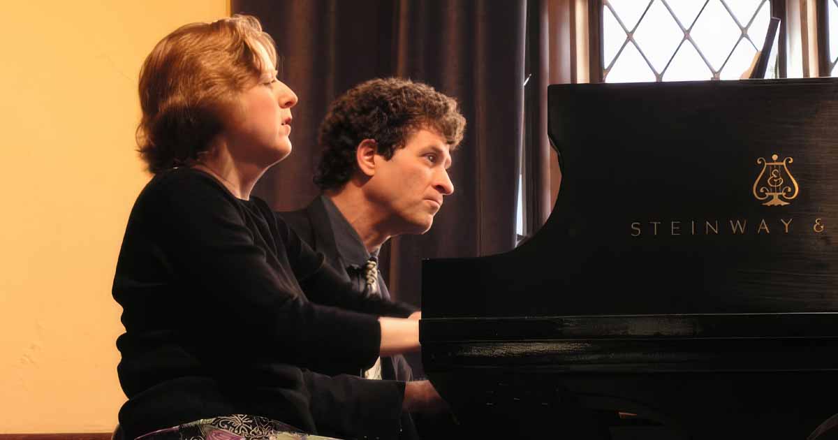 Randall Hodgkinson and Leslie Amper: Four Hands, One Piano